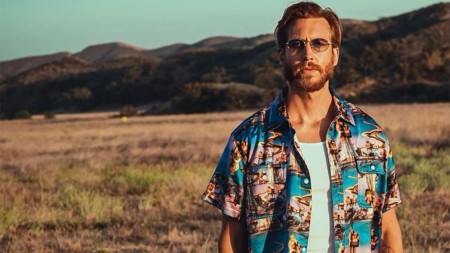 Fotografía promocional de “Funk Wav Bounces Vol. 2” de Calvin Harris. Esta es la crítica y reseña de este álbum.