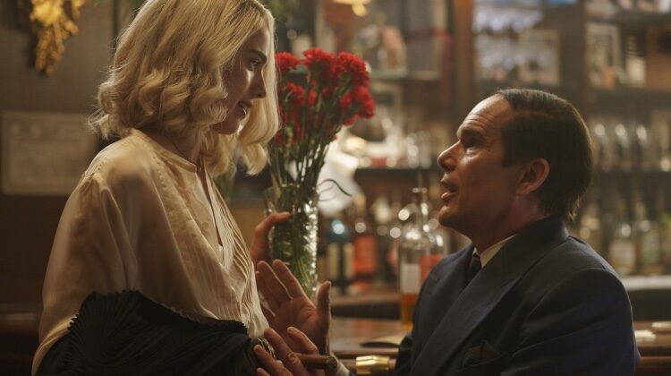 Escena de Blue Moon, película analizada en esta crítica cinematográfica.