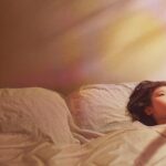 Escena de la película "La Chica Zurda". Crítica.