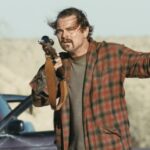 Portada del artículo de la crítica de la película Una Batalla Tras Otras de Paul Thomas Anderson con Leonardo DiCaprio.