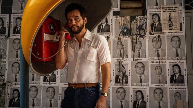 Crítica de la película El Agente Secreto de ​​Kleber Mendonça Filho con Wagner Moura.